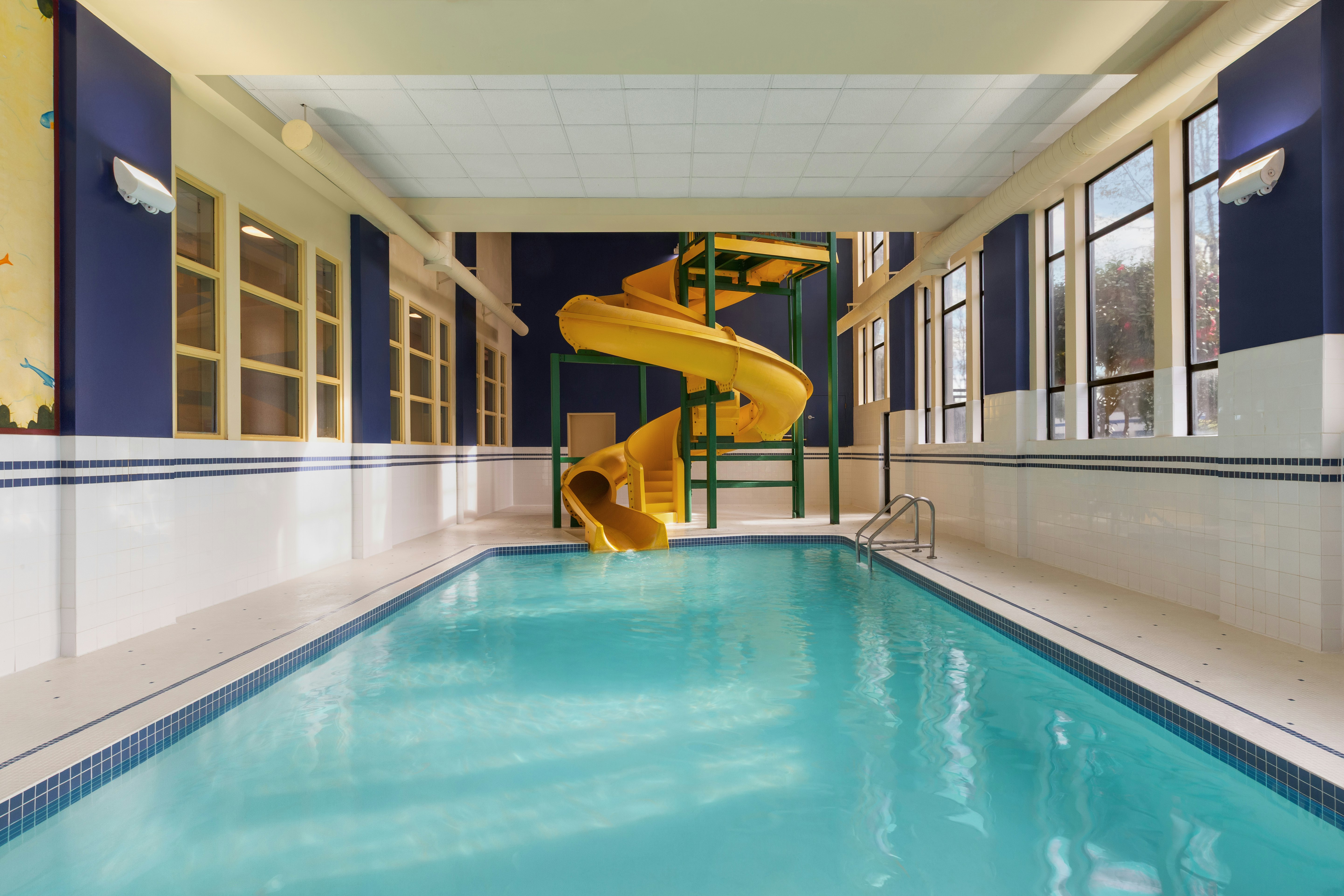 Hampton Inn and Suites by Hilton Langley Surrey 25/72