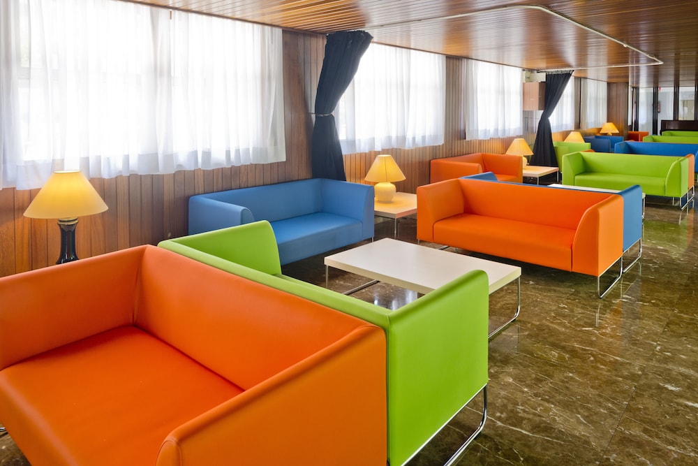 GHT Oasis Park & Spa 46/66