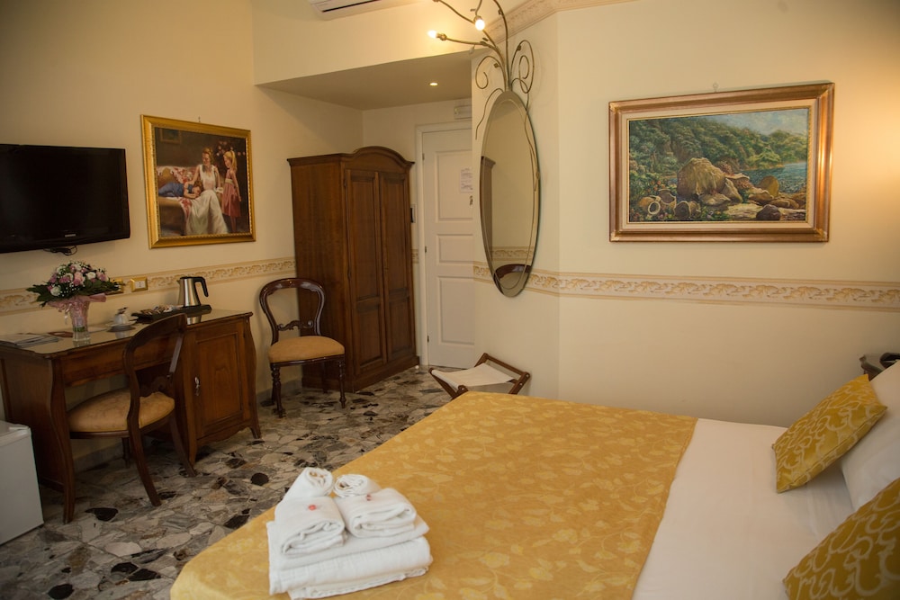 B B Art Suite Santa Brigida 30/43