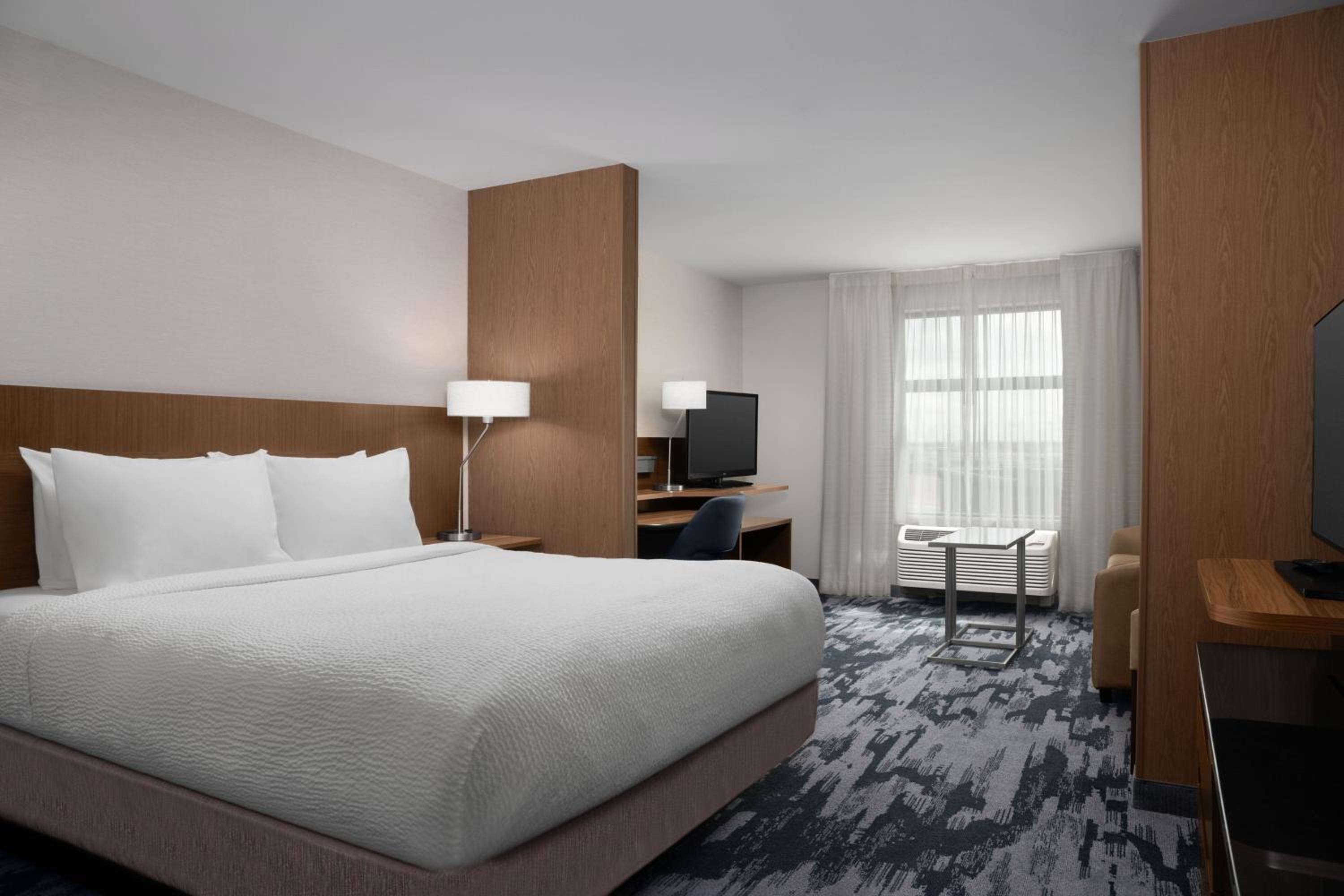 Room, King Bed, Sofa