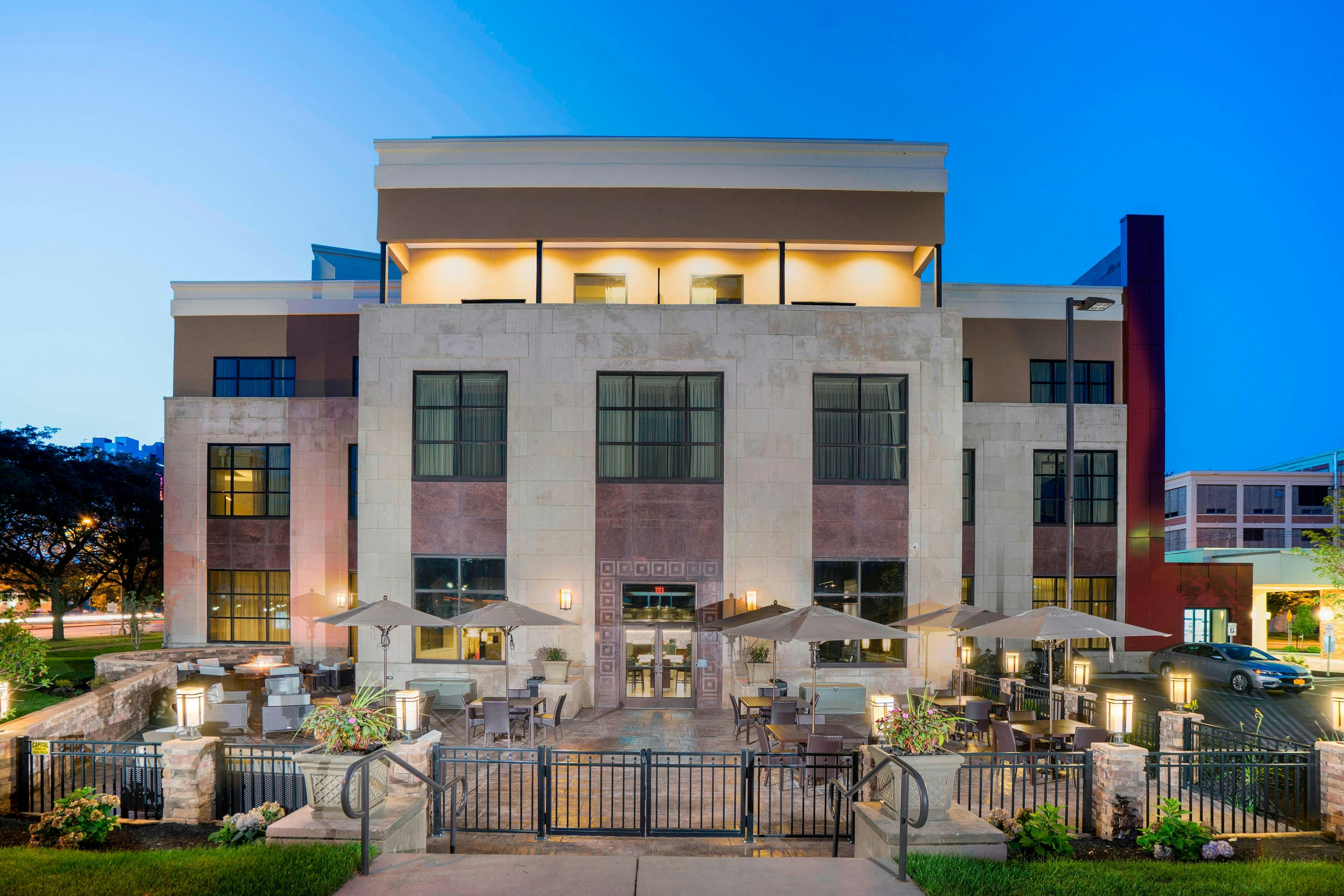Courtyard by Marriott Niagara Falls, USA 1/22