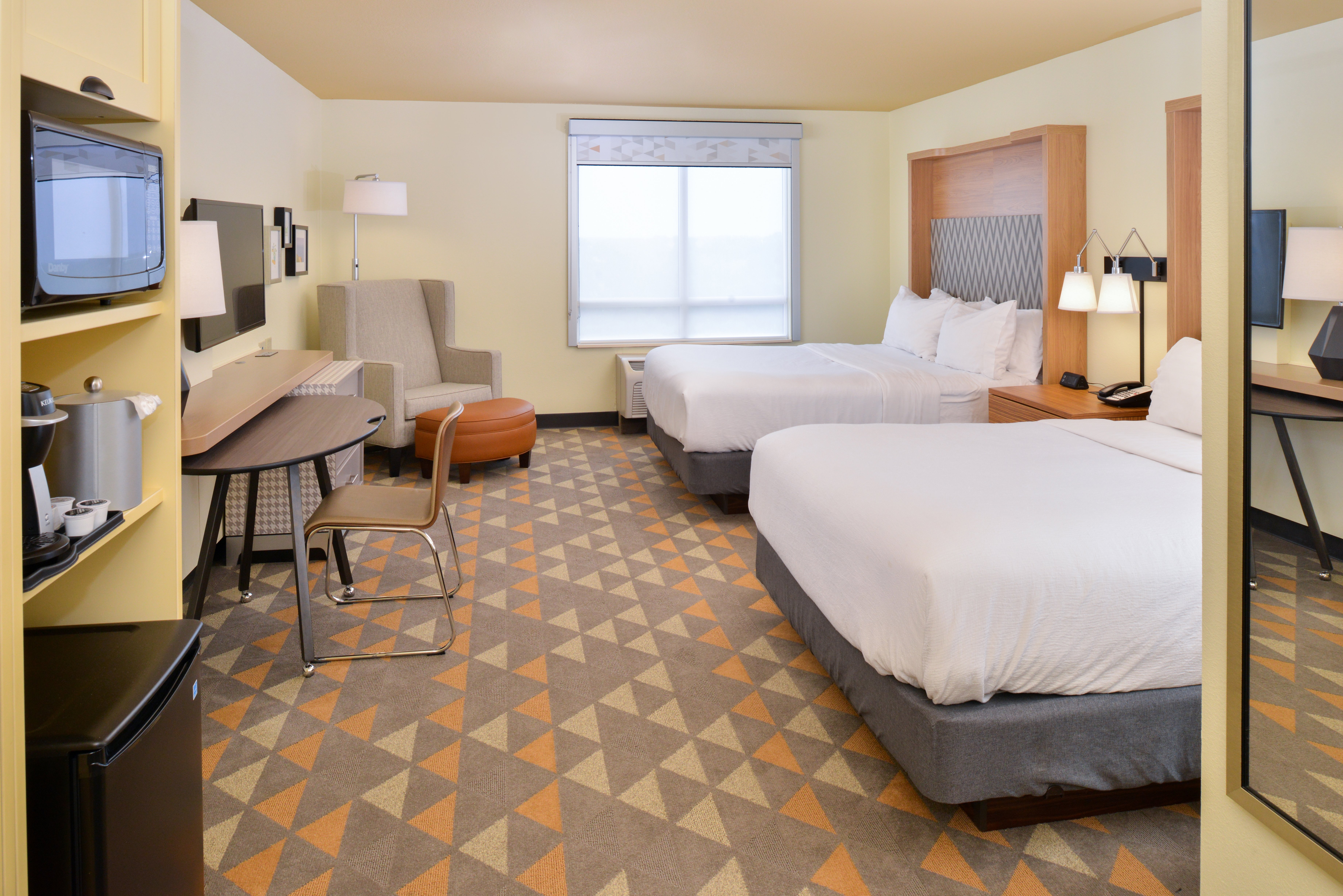غرفة بسريرين كوين، Holiday Inn Kansas City Airport 3/3