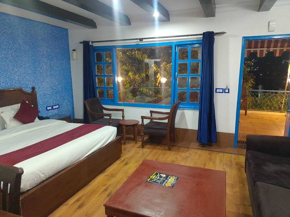 غرفة عائلية بسريرين مزدوجين، Manu Maharani Regency 3/10