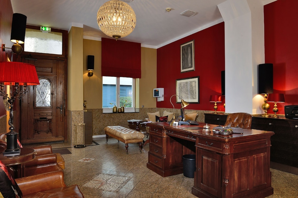 DOMSTERN HOTEL 53/64