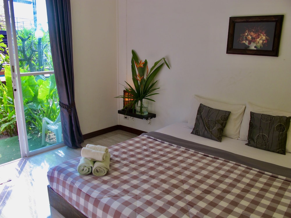 Oasis Lipe Resort 16/66