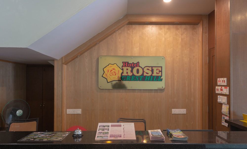 Hotel Rose Crest Hill 7/33