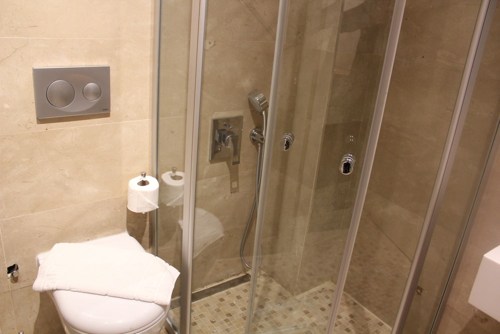 LE MARDE HOTEL 18/62