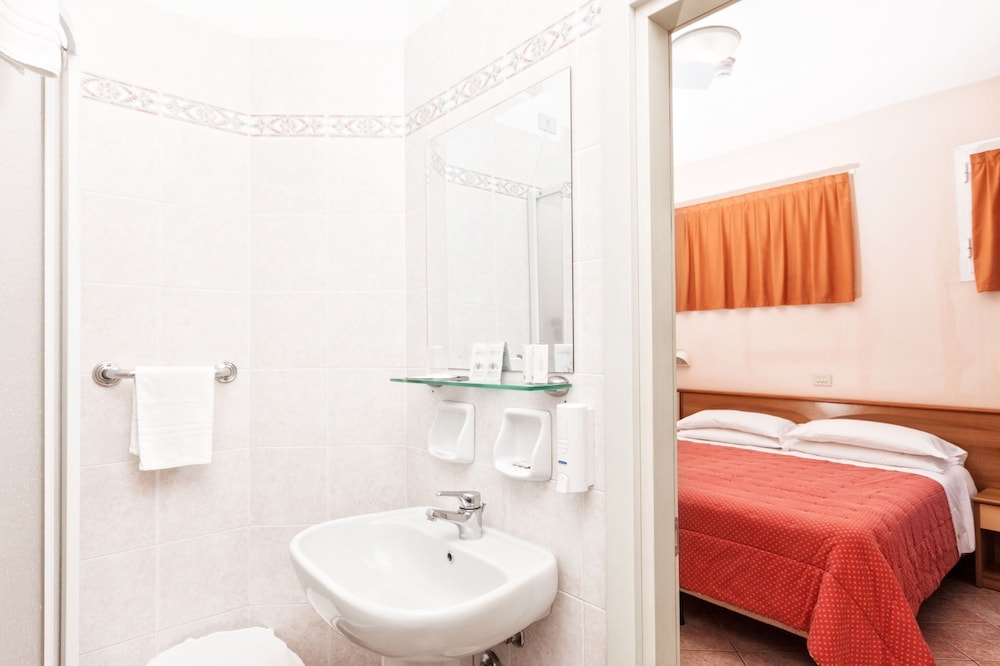 Hotel Ambasciatori 60/62