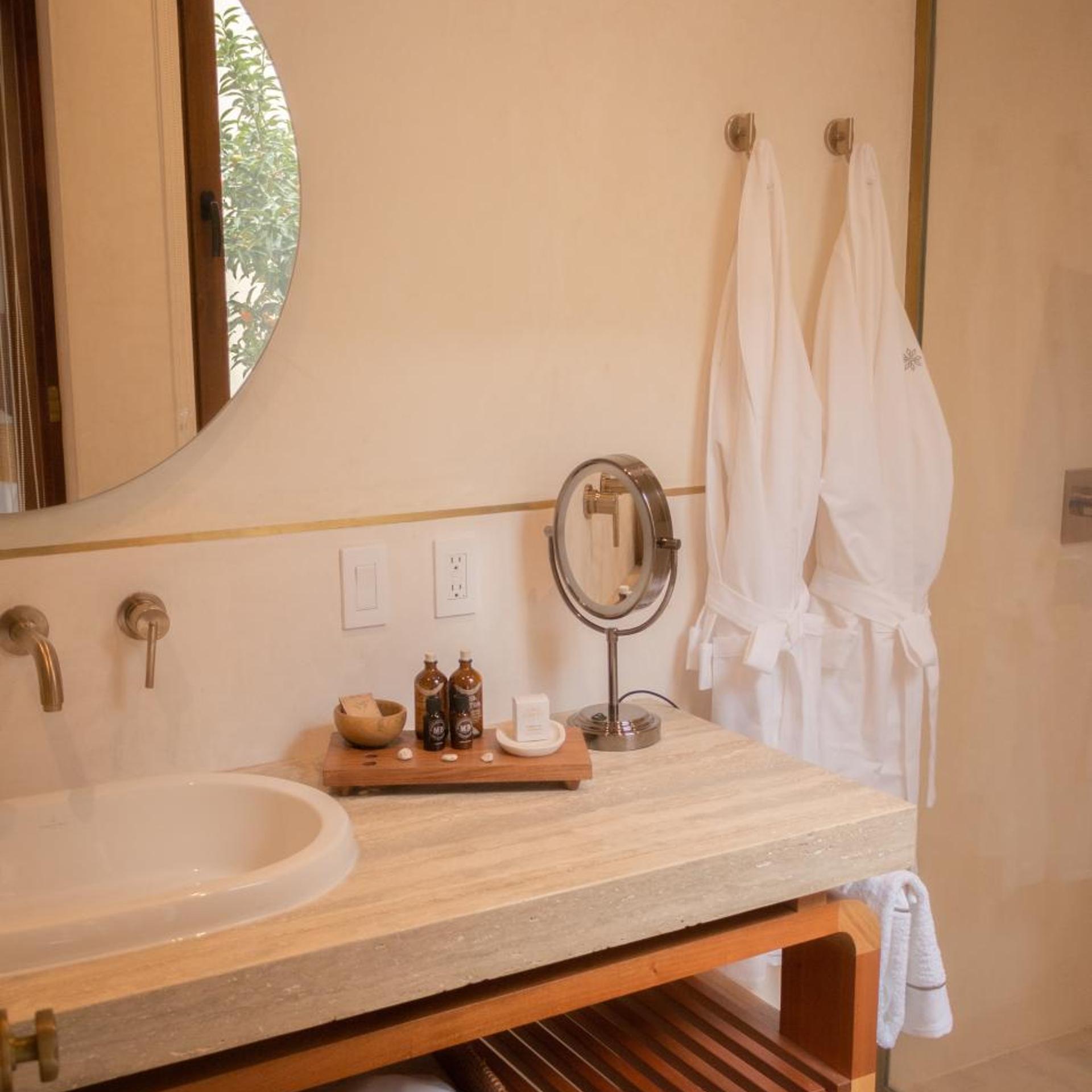 Cantera 1910 Hotel Boutique 60/62