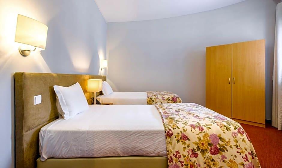 CATOLICA HOTEL 24/51