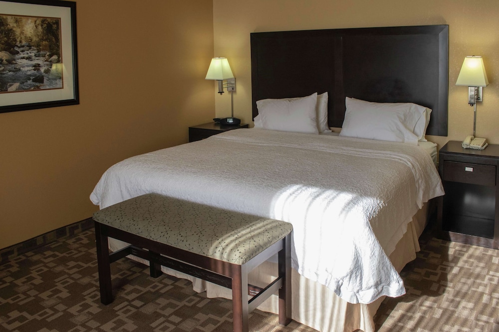 Hampton Inn And Suites Knoxville North I 75 23/58