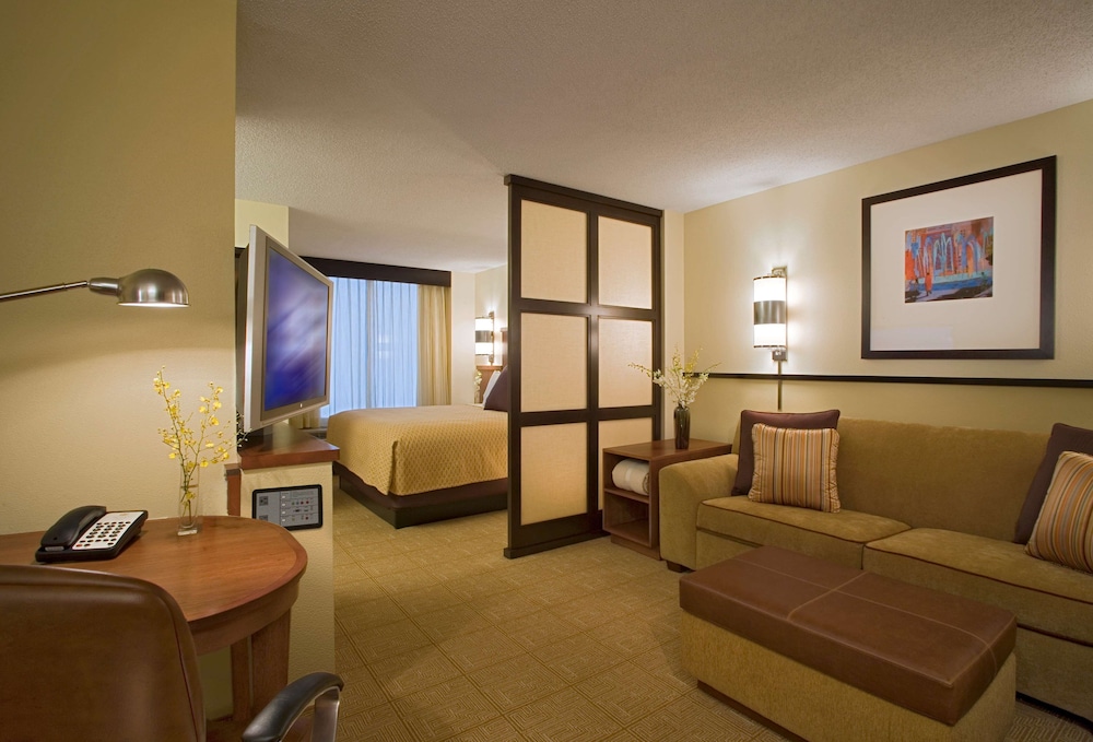 Hyatt Place North Charleston 29/44