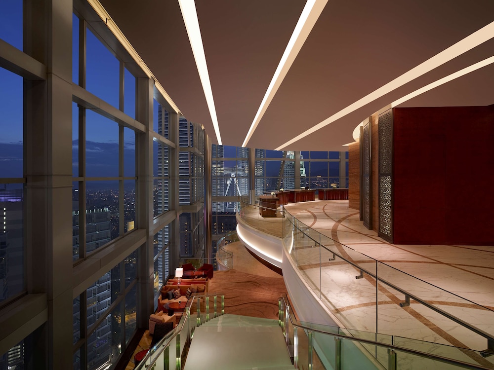 GRAND HYATT KUALA LUMPUR 33/69