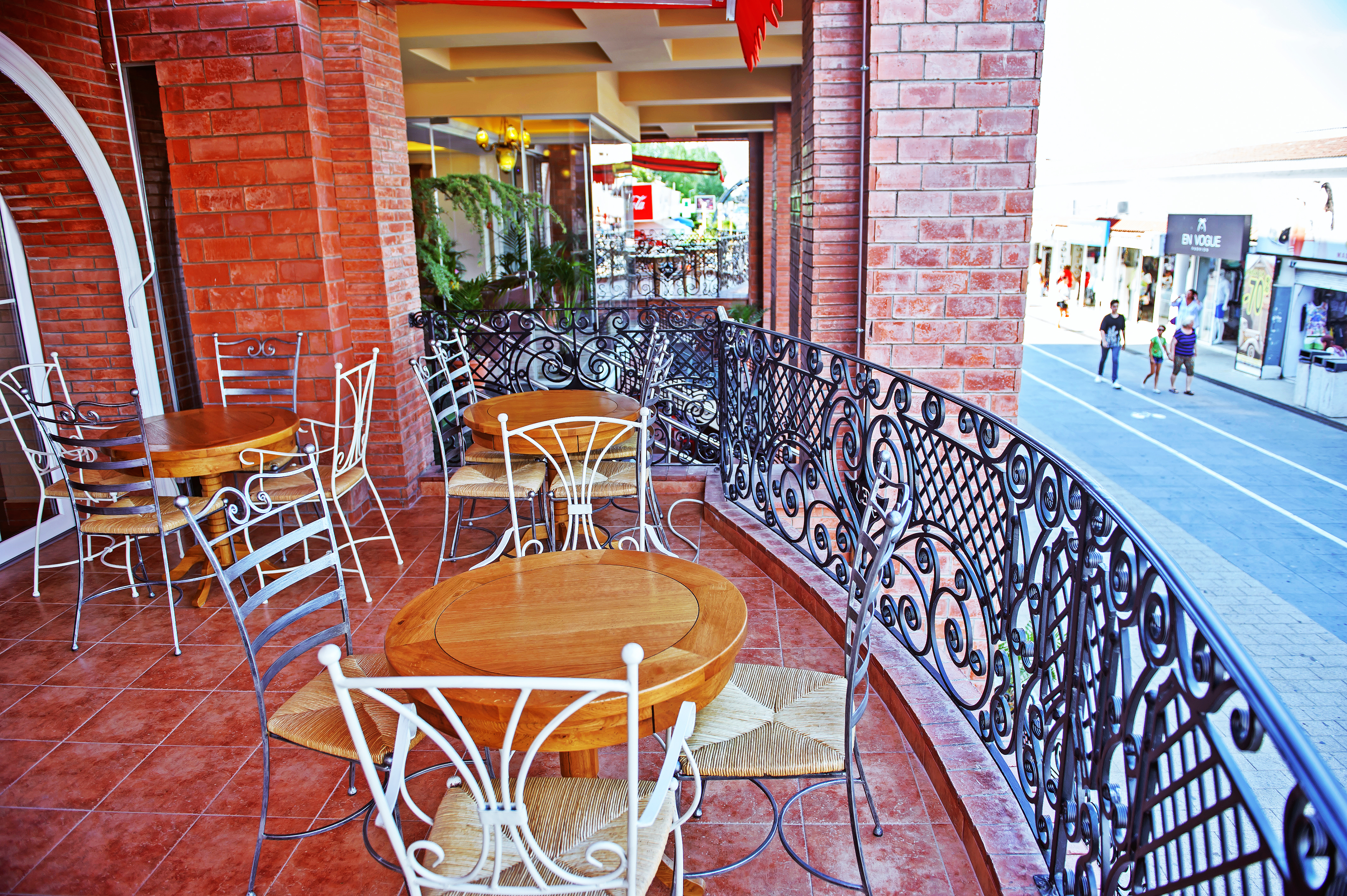Ges Hotel 16/27