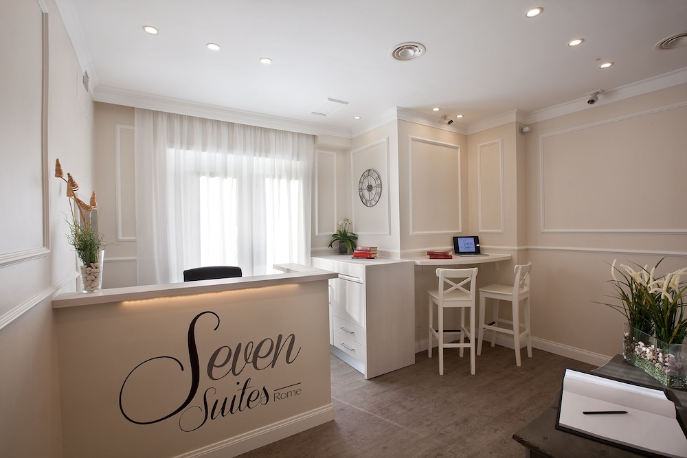 Seven Suites 4/58