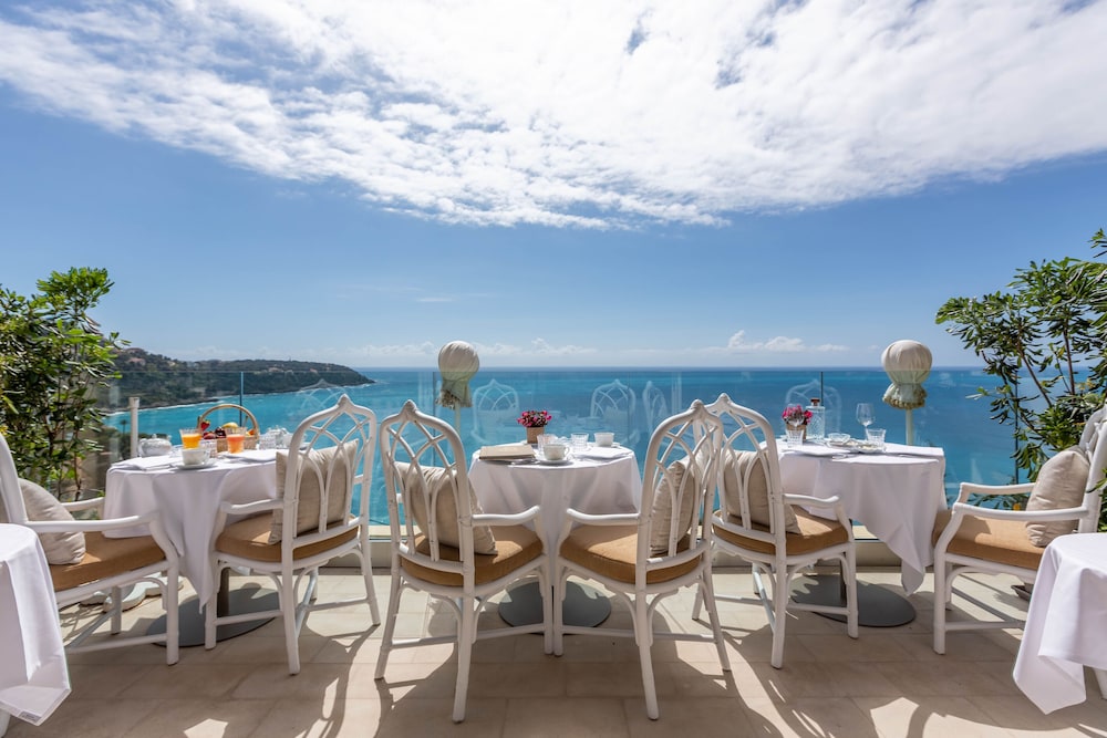 Hotel Le Roquebrune 35/50