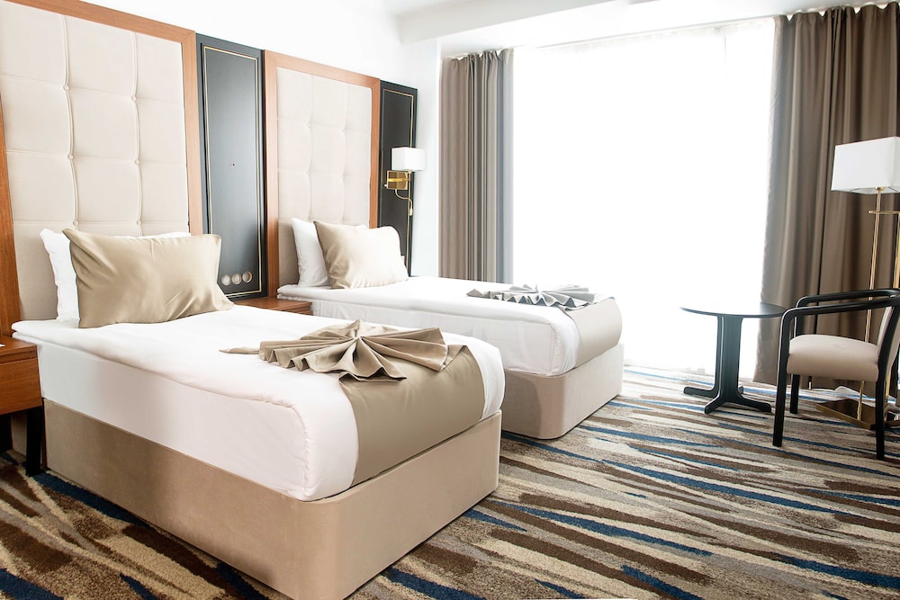 Shelter Inn Hotel & Spa 11/47