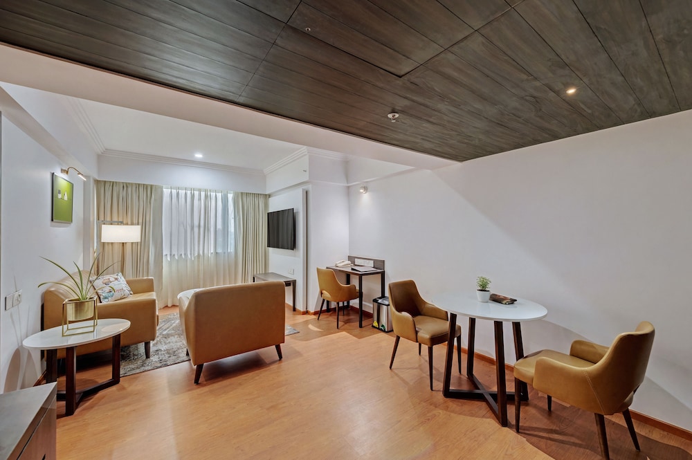 The Fern Residency, Turbhe, Navi Mumbai 24/36