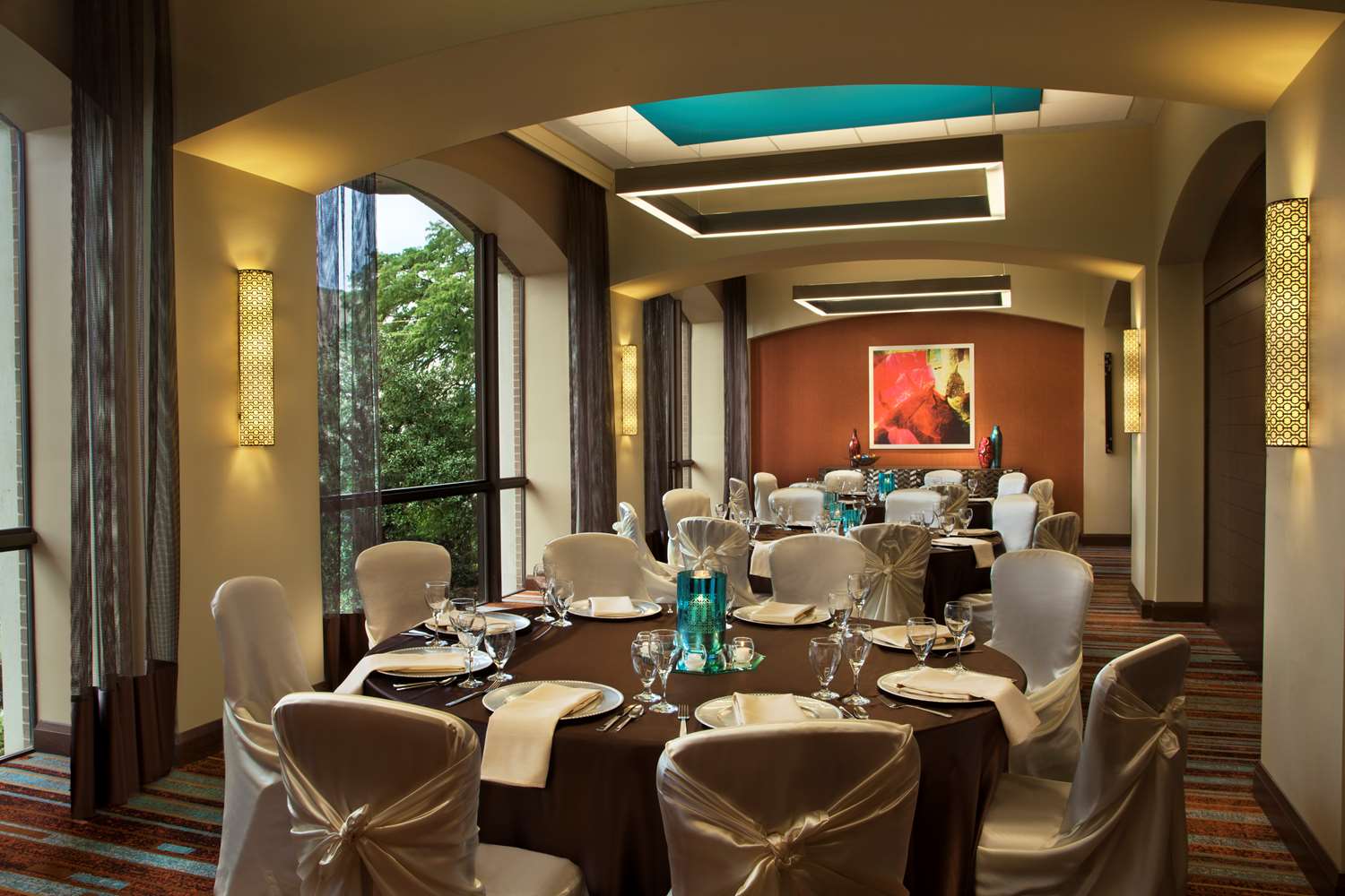 restaurant cafeteria