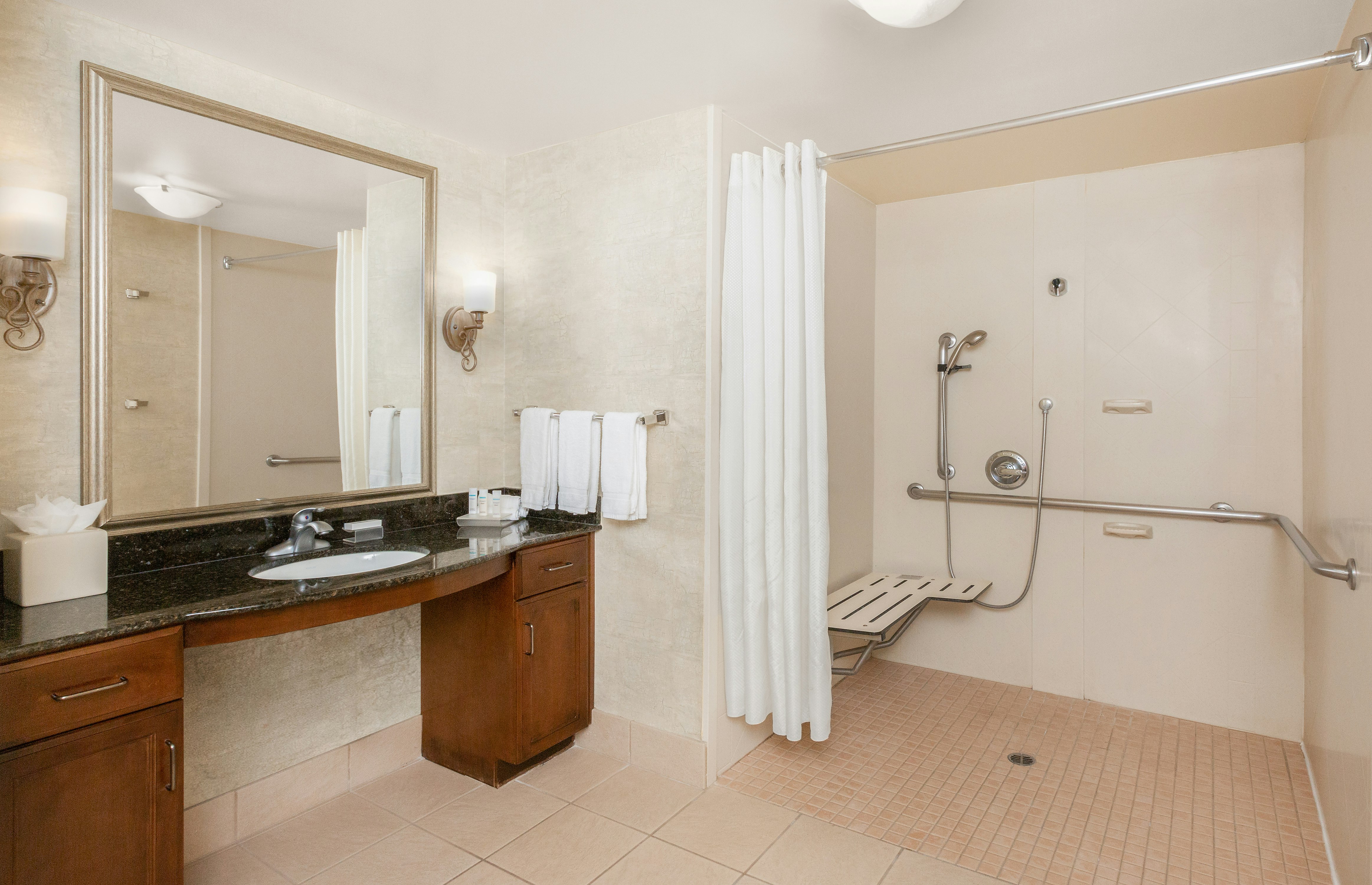 جناح بسريرين كوين لذوي الإعاقة، Homewood Suites By Hilton Sacramento Airport-Natomas 2/2