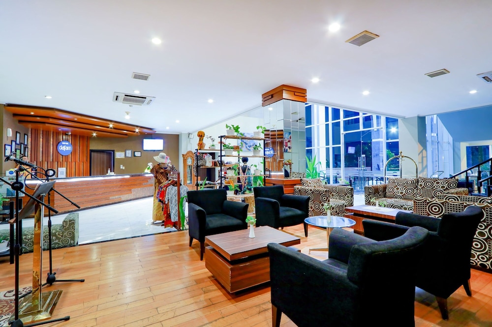 Hotel Dafam Pekalongan 40/66