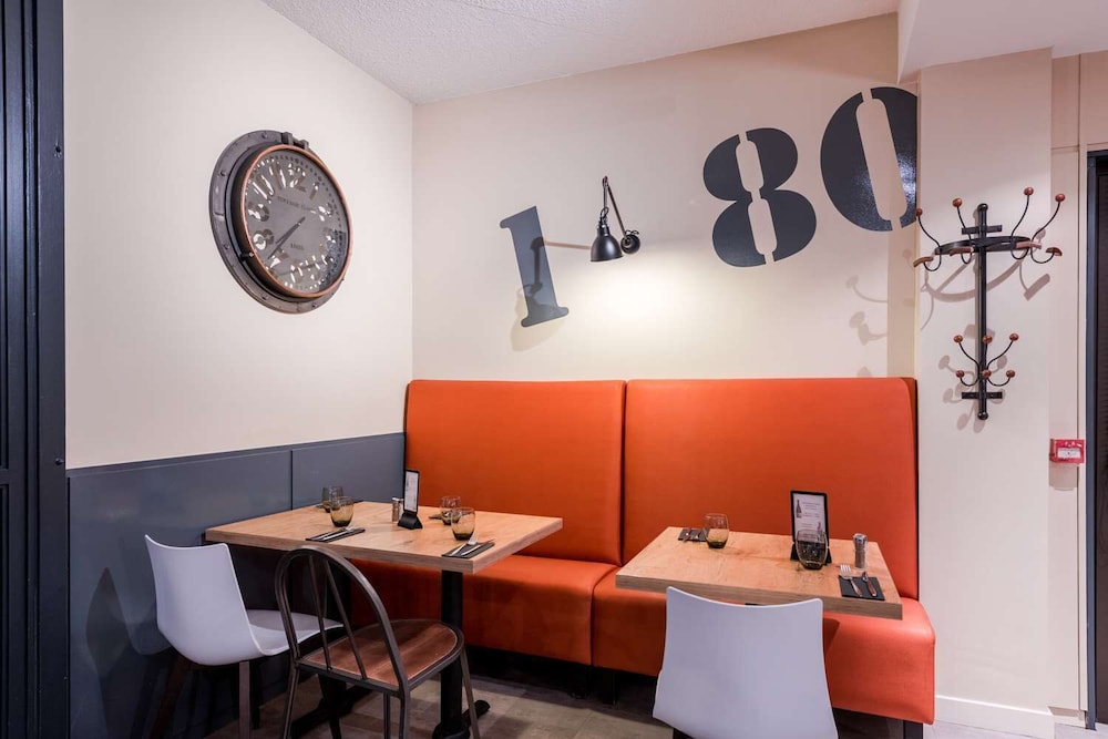 Brit Hotel Brasserie Du Cap 43/49