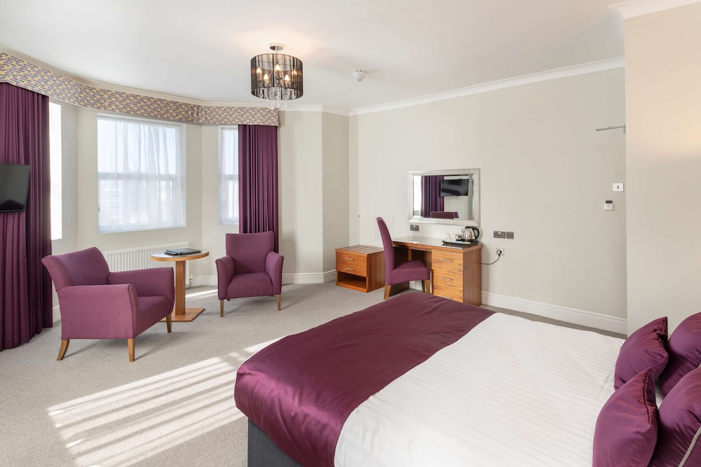 New Continental Hotel, Sure Hotel Collection by Best Western 10/59