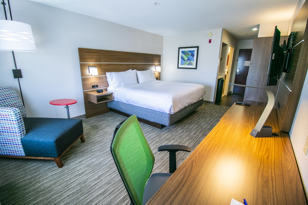 Holiday Inn Express Hotel And Suites Baton Rouge Port Allen 16/49