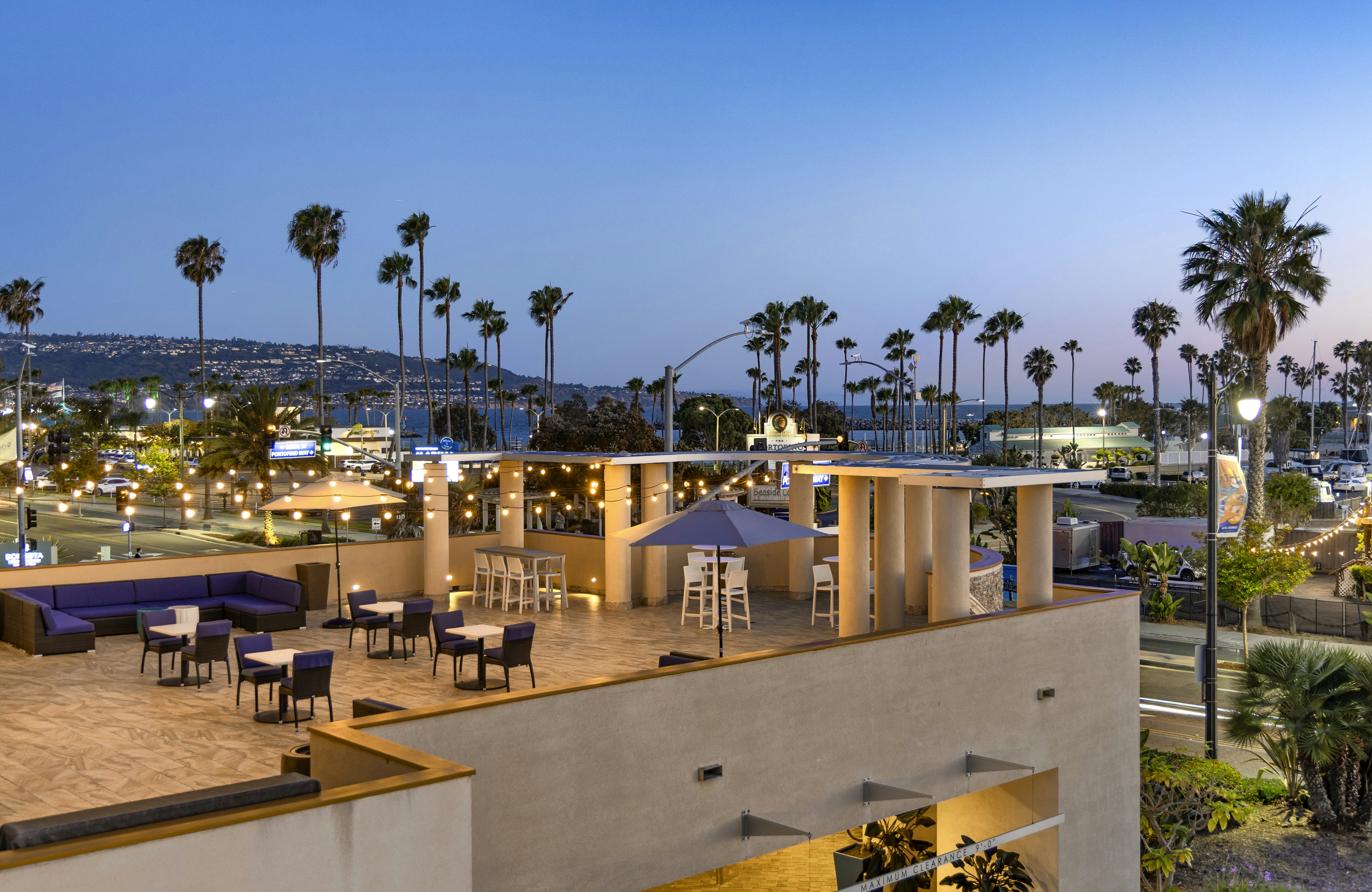 Redondo Beach Hotel Tapestry Collection By Hilton 73/76