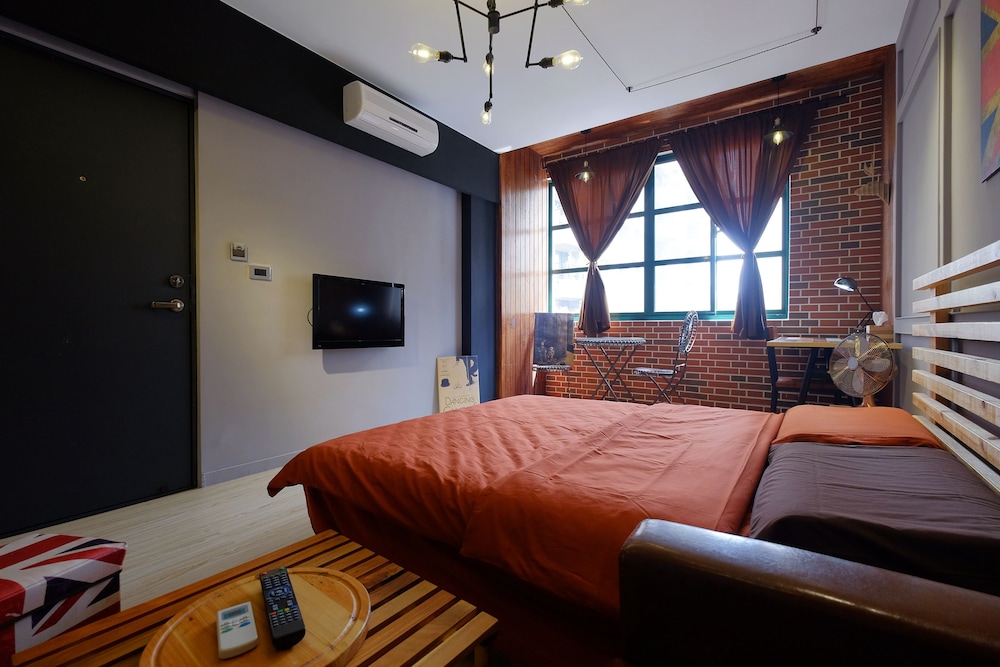 Baker Street Design Inn 36/49