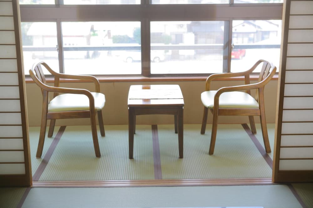 Yamashiro Onsen Ryokan Tatami 30/32