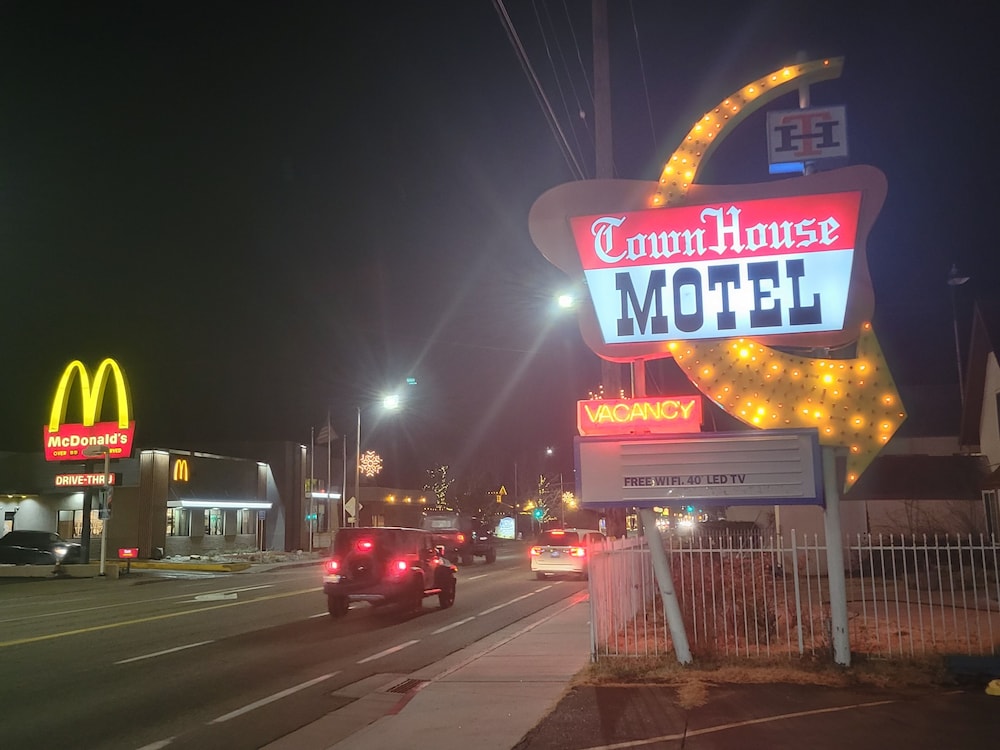 Townhouse Motel in BISHOP - CA