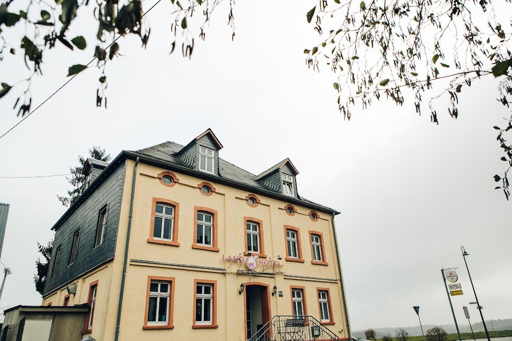 Landhotel Airport-Inn 2/43