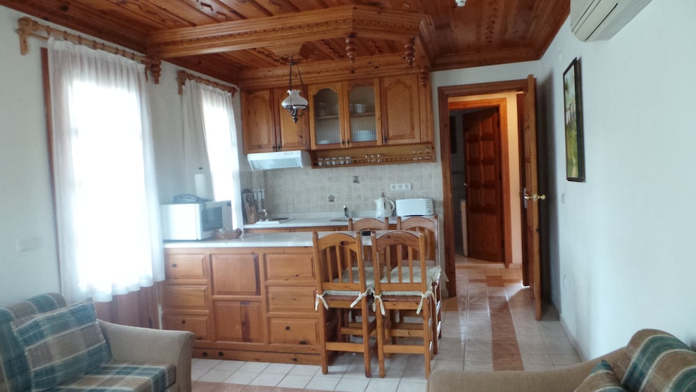 Asur Hotel & Aparts & Villas 8/50