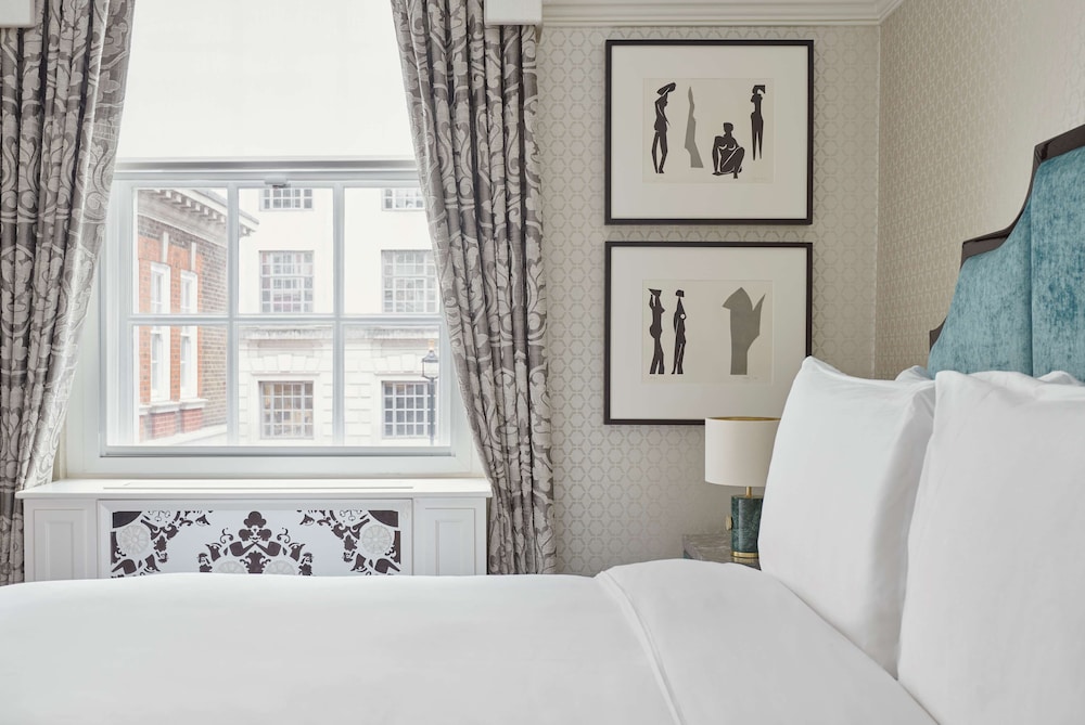 Great Scotland Yard Unbound Collection By Hyatt 28/66