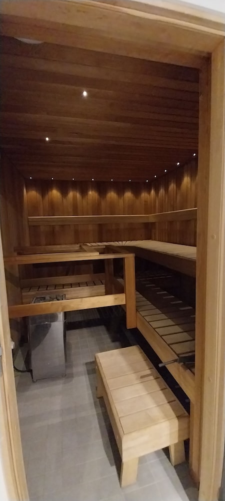 Kauppahotelli Lahti 24/34