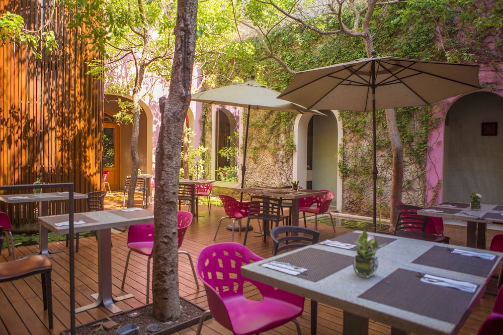 Hotel Rosas And Xocolate 5/60