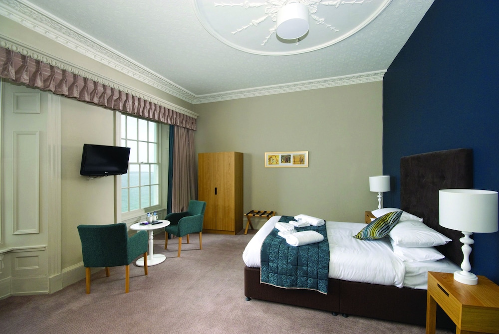 The Imperial Hotel Tenby 27/40