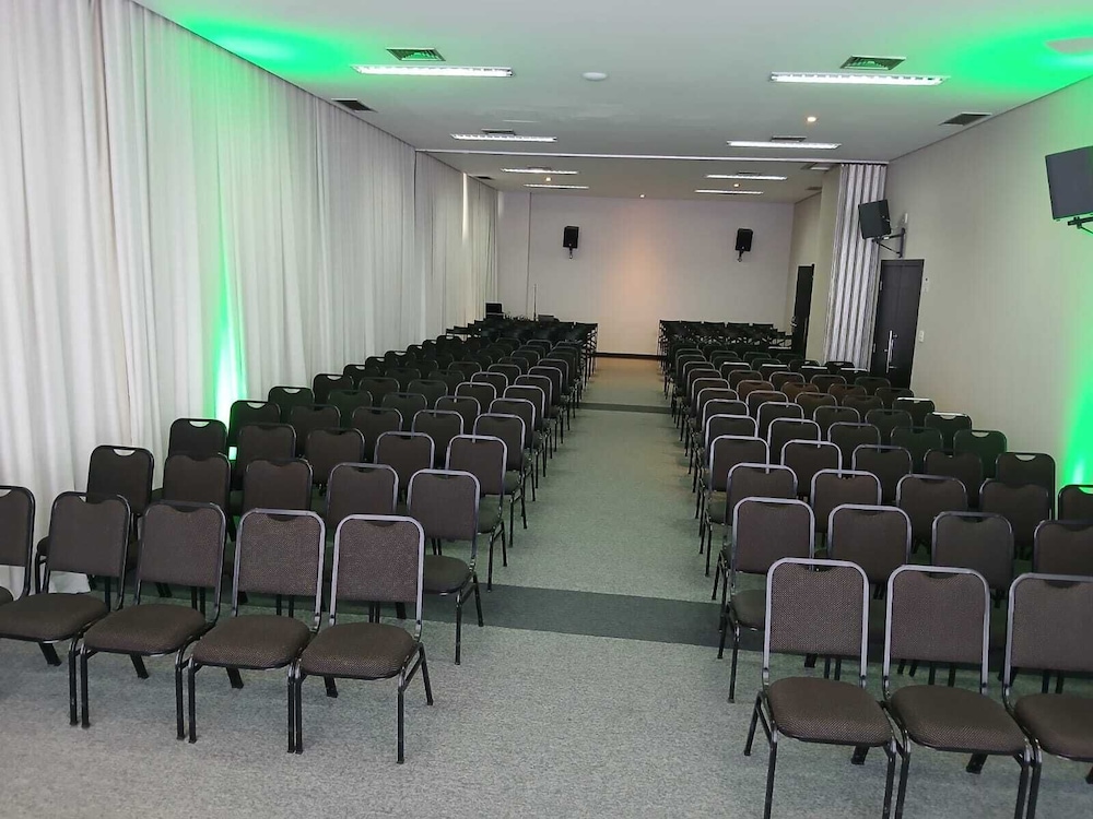 San Diego Suites Ipatinga 68/75