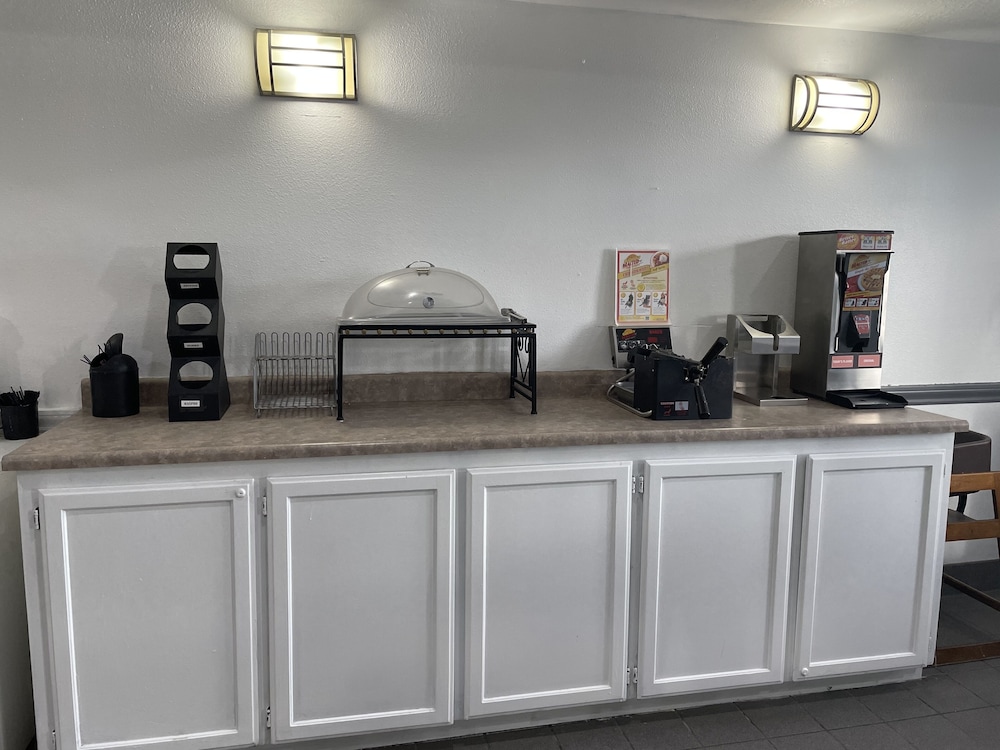 Quality Inn Carlin 15/58