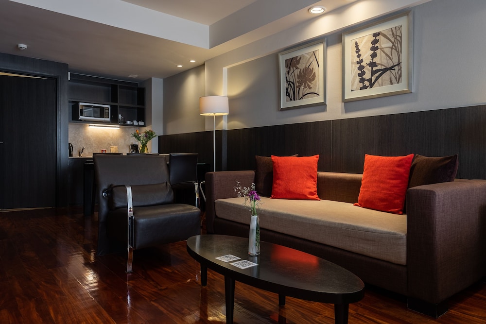 Urban Suites Recoleta Boutique Hotel 52/77
