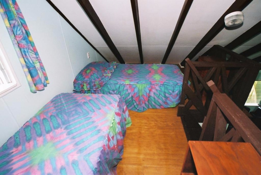 Gina's Garden Lodges 19/35