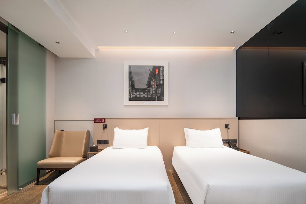 Meichen Hotel 24/72