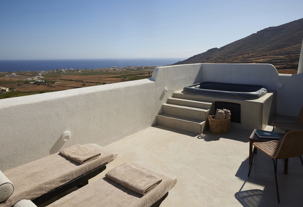 Danae Suites 29/50