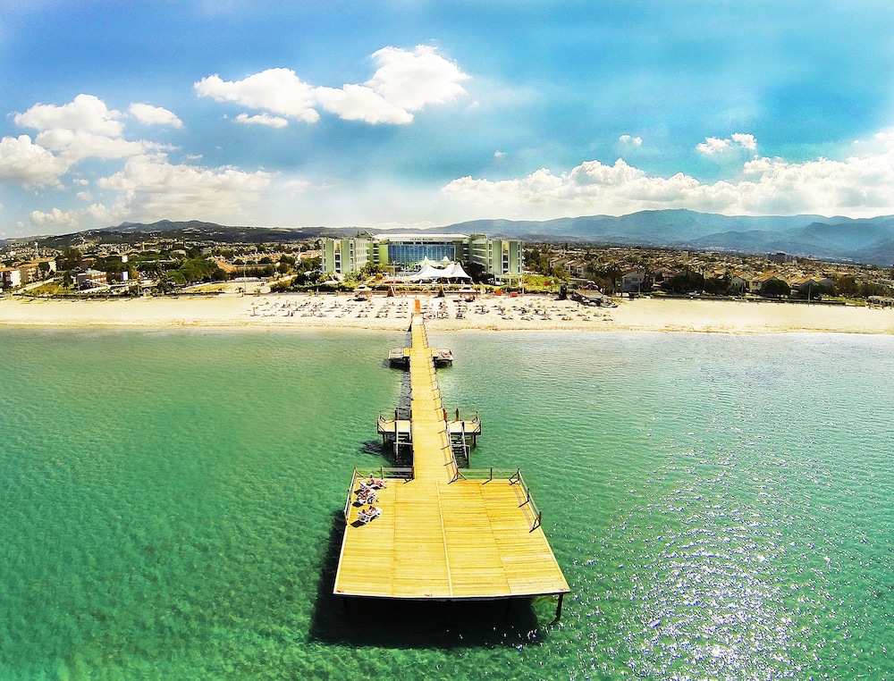 Grand Belish Hotel 22/24