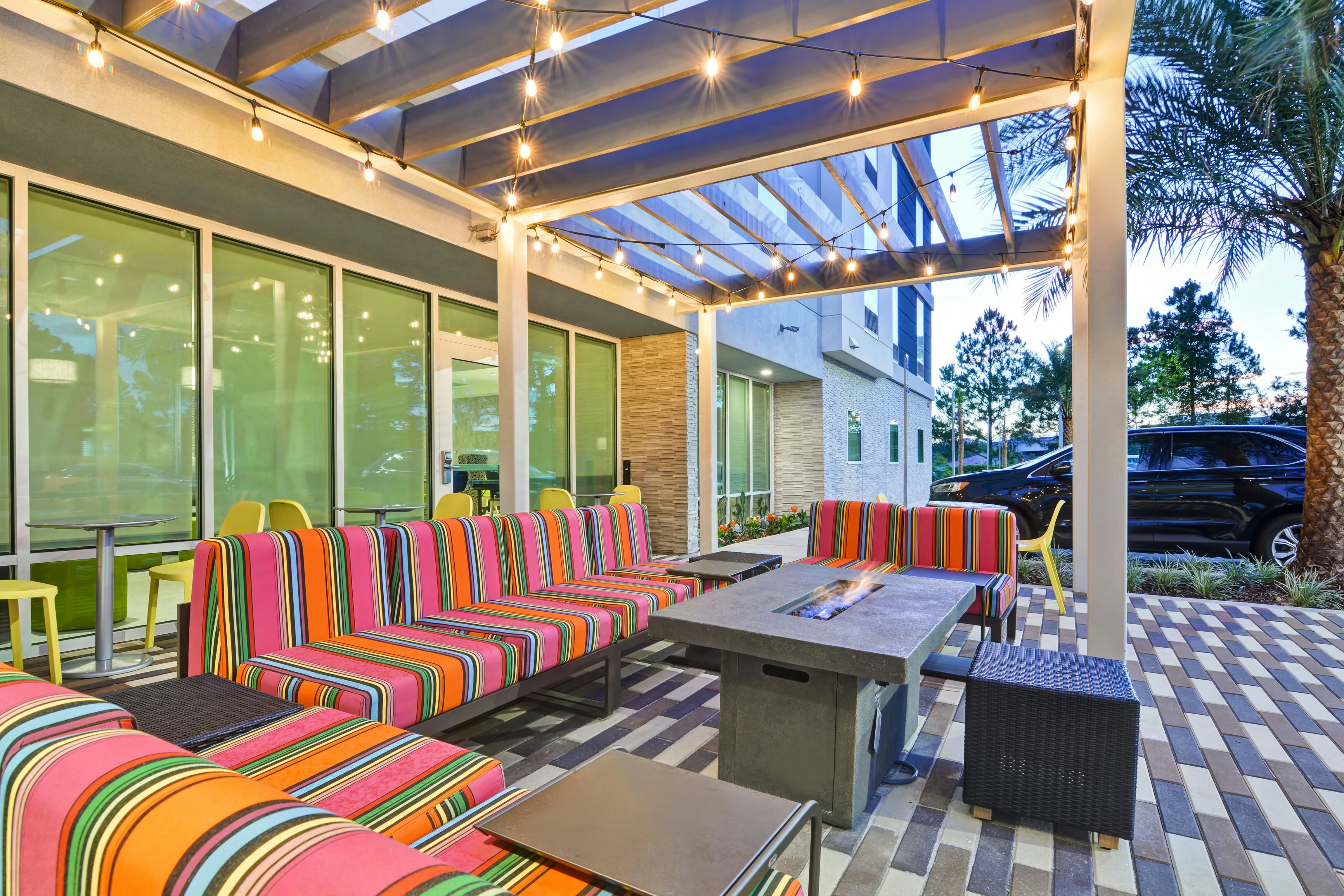 Home2 Suites by Hilton Jacksonville-South/St. Johns Town Ctr 24/25