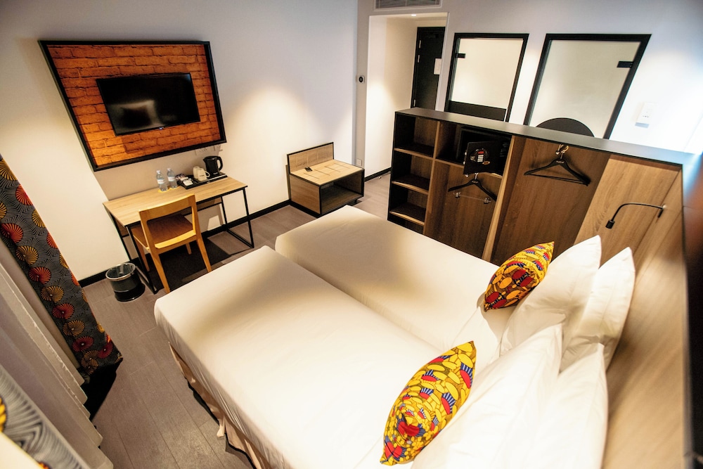 STANDARD, TWIN BEDS