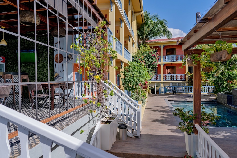 Hotel Casona de La Isla 67/77