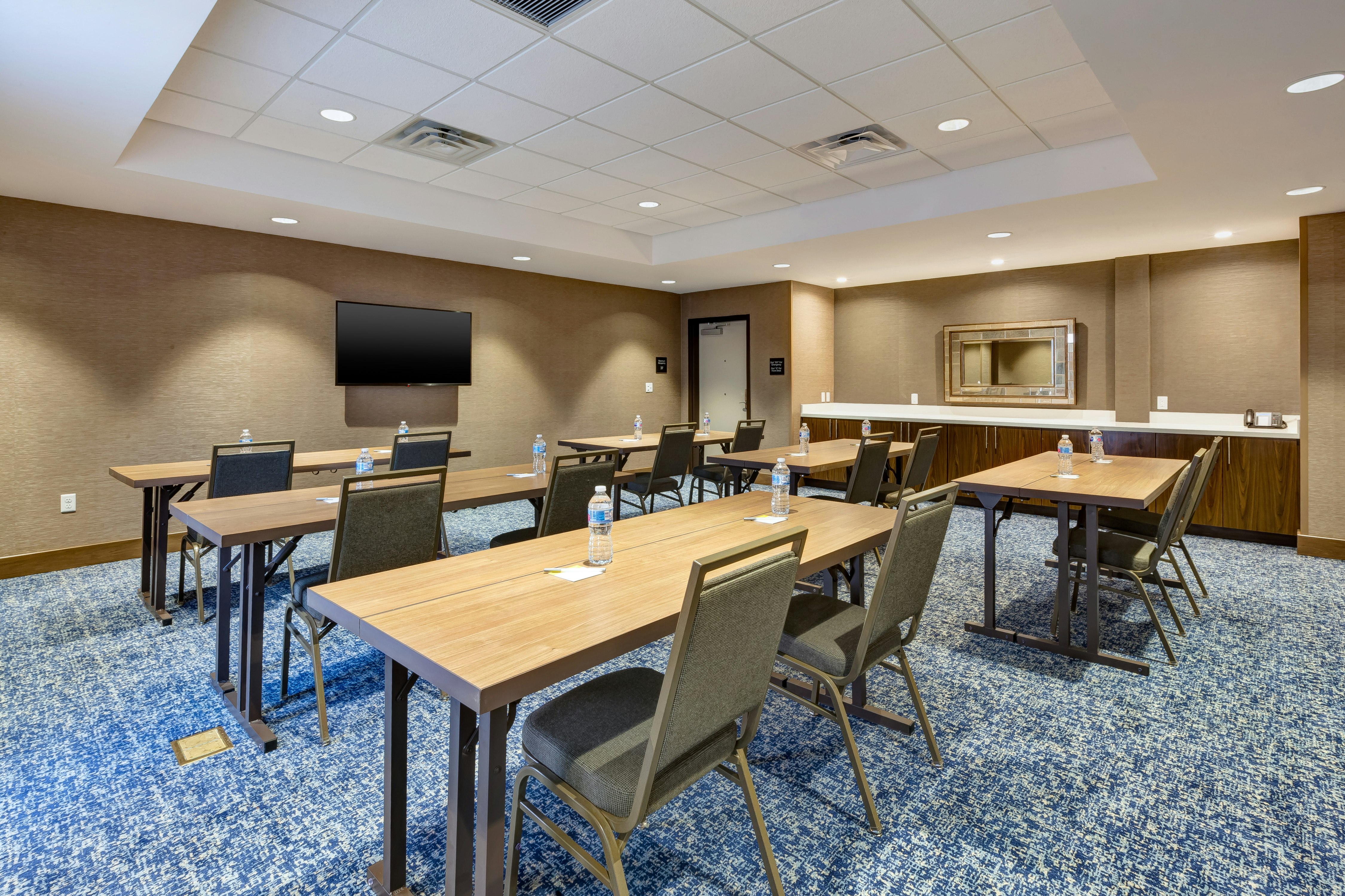 Hampton Inn Suites Wells Nv 28/33