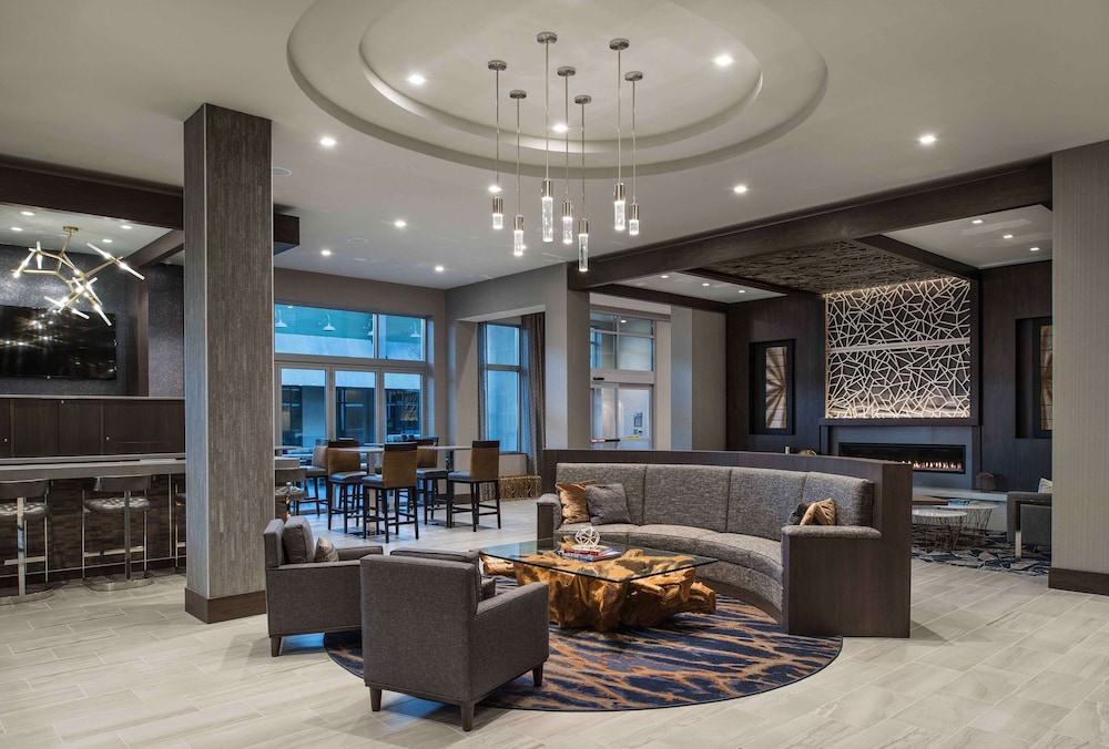 Hilton Garden Inn Foxborough Patriot Place Ma 46/56